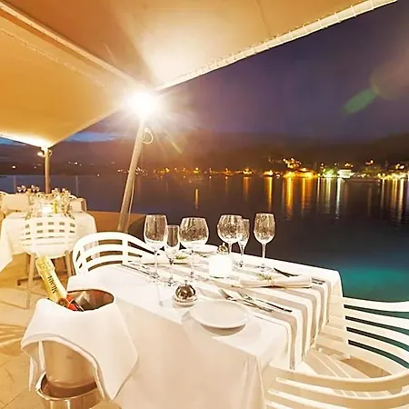 Hotel Croatia 5*