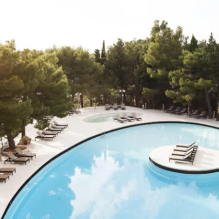 Ξενοδοχείο Croatia 5*